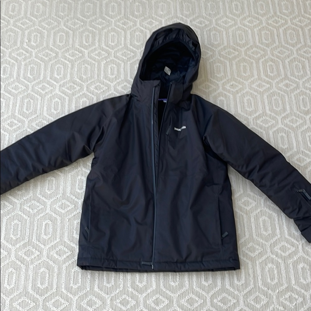 Patagonia boy jacket blk SZ 14